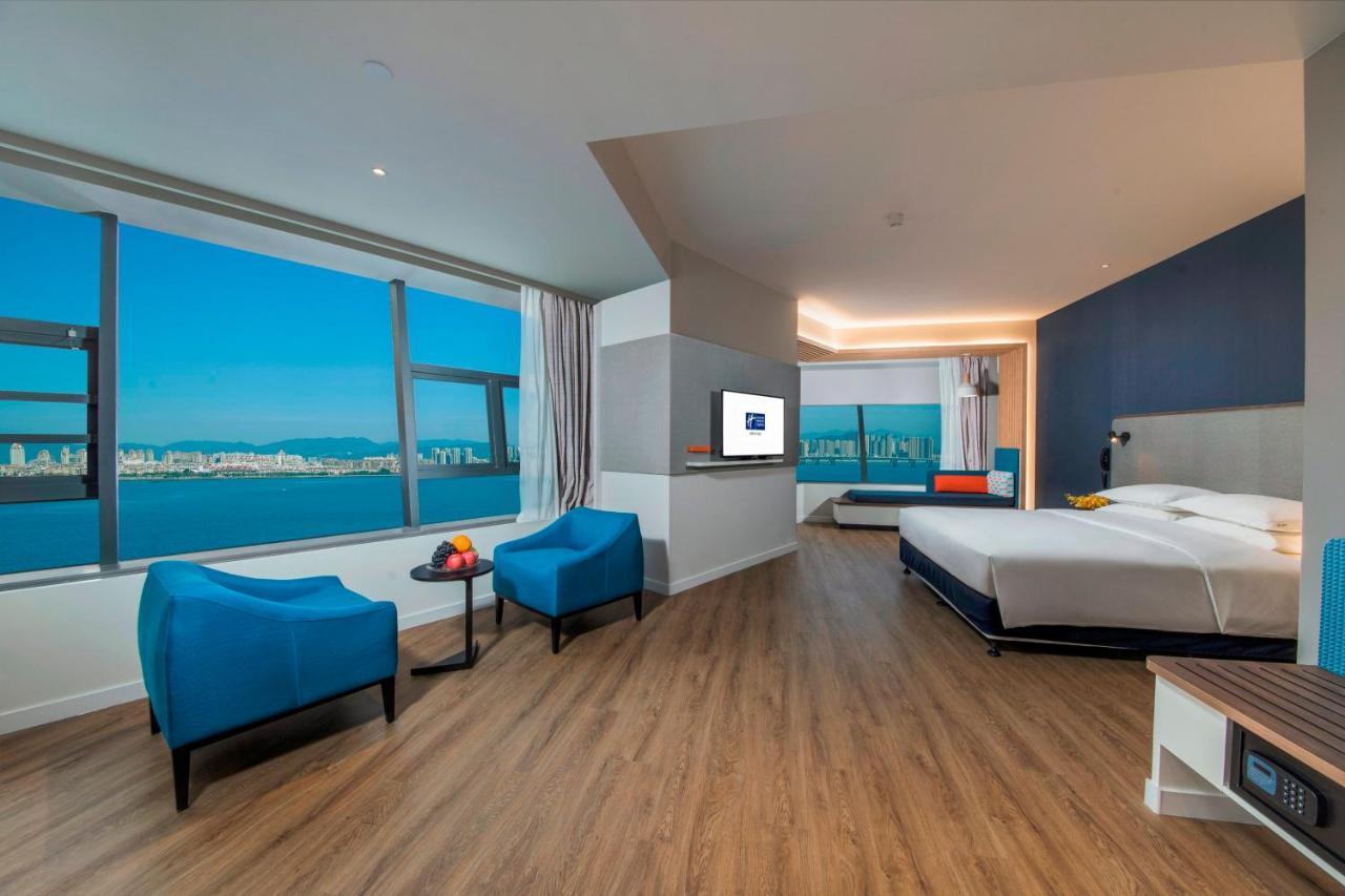 Express Airport Zone By Ihg 4*