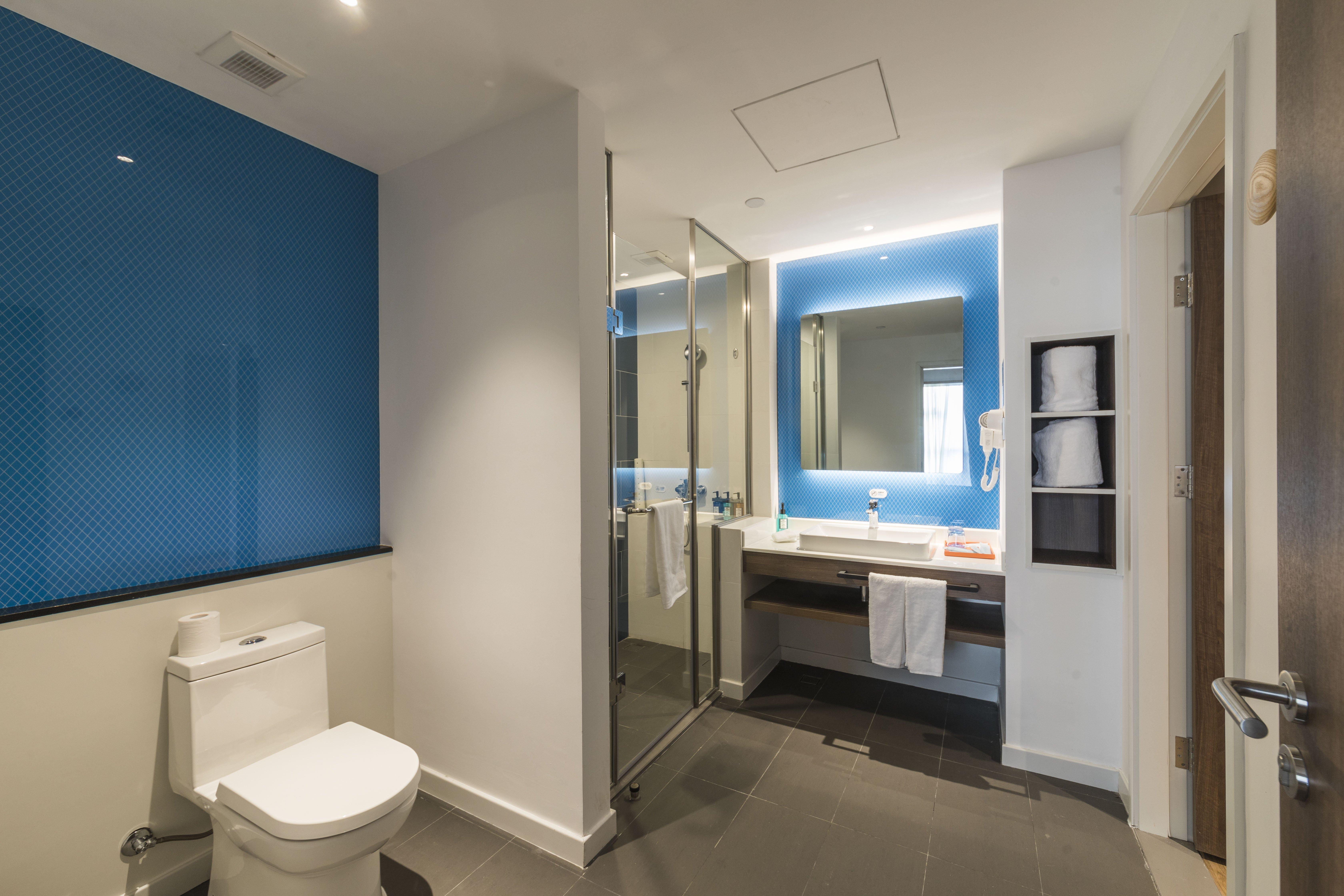 Express Airport Zone By Ihg Hotel